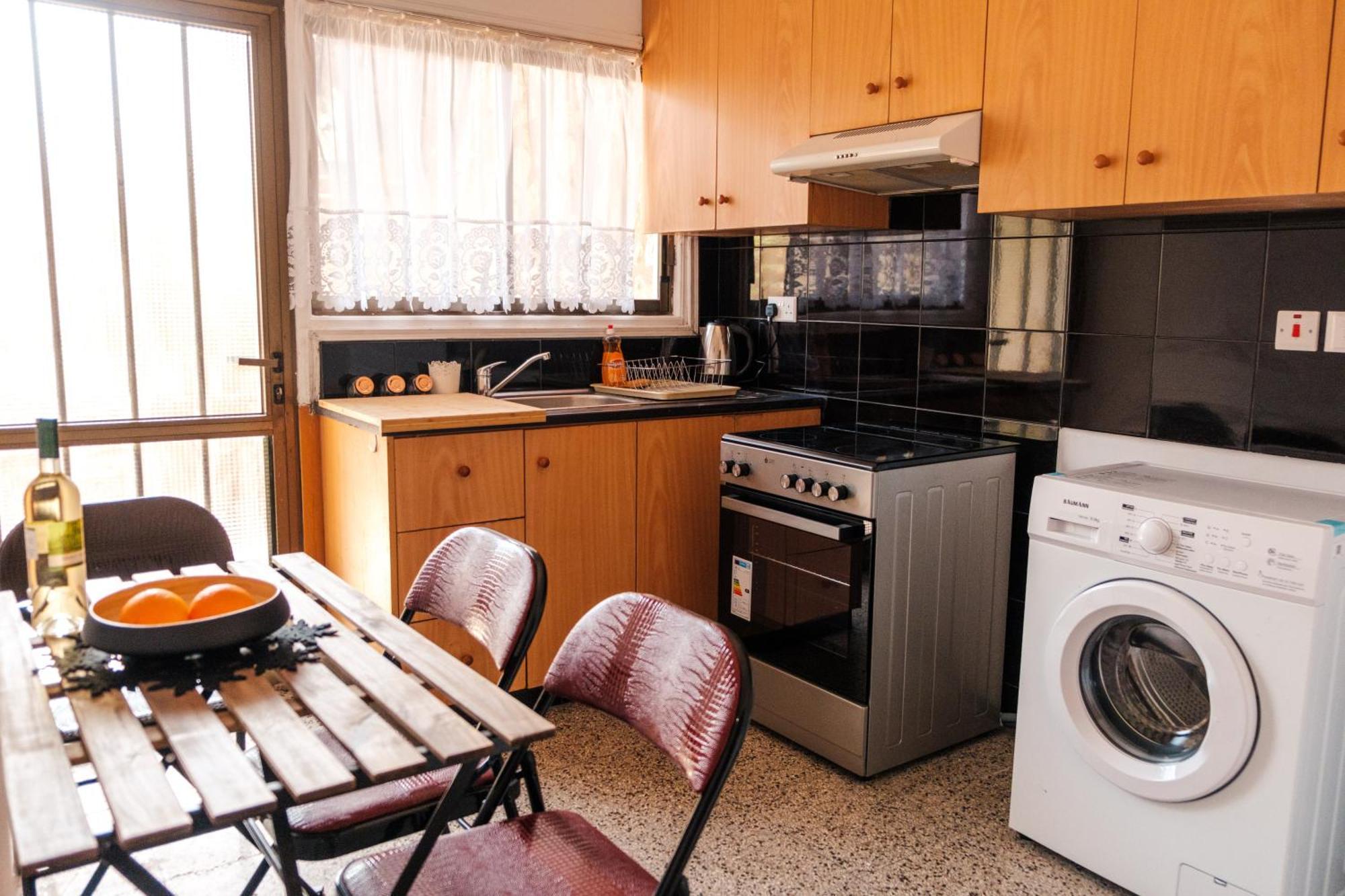 Serenityone - Centrally Located One Bedroom Apt Ayia Napa Exterior photo
